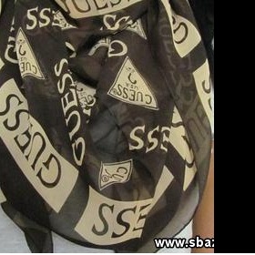 Šátek Guess - foto č. 1