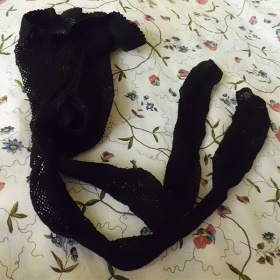 Černé síťované punčocháče