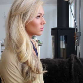 Barva vlasů jako Ulrikke Lund