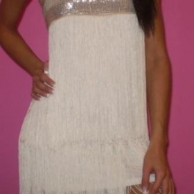 Šaty s třásněmi - foto č. 1