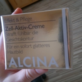 Aktivní krém pro znatelně vypnuté obličejové kontury