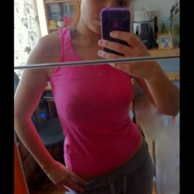 2 tílečka Adidas bílá a růžová barva