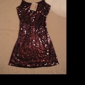 Plesové šaty s flitrama