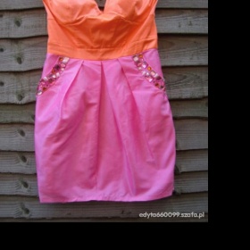 Růžovo - oranžové šaty