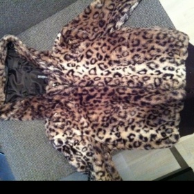 Měkoučká bundička se zvířecím motivem