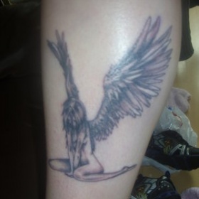 Padlý anděl, kostky, karty