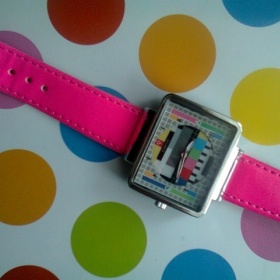 Růžové hodinky NY