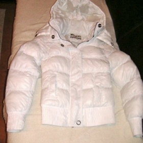 Bílá zimní bunda EXE