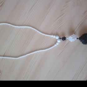 Černobílé korále - kostky