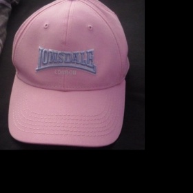 Růžová kšiltovka Lonsdale