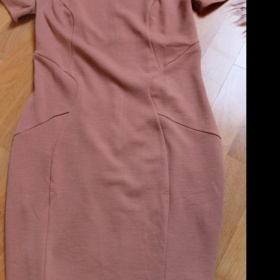 Lososové bodycon šaty Asos - foto č. 1