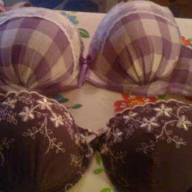 Fialková kostkovaná a hnědá s kytičkovou aplikací Otto