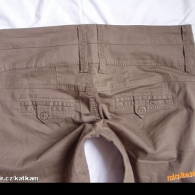 Hnědé pláťáčky Bershka