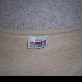 Béžový svetr Takko