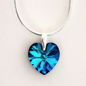 Přívěšek modrý Swarovski na očku z pravého stříbra včetně puncu - foto č. 1