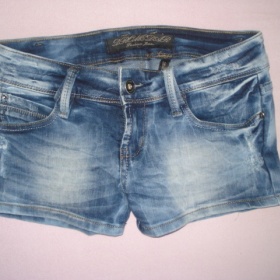 Džínové mini kraťasy - foto č. 1