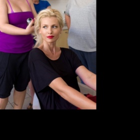 Malinová rtěnka Daniely Peštové