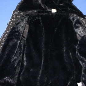 Černá mikina s vnitřním kožíškem - foto č. 1