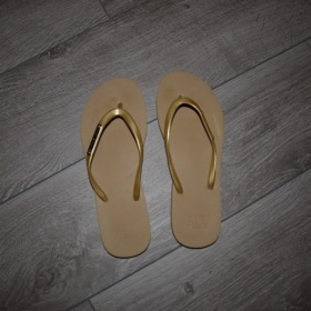 Zlaté žabky  Armani