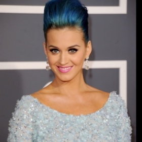 Rtěnka jako má Nicki Minaj nebo Katy perry