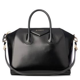 Černá kabelka - e - shop