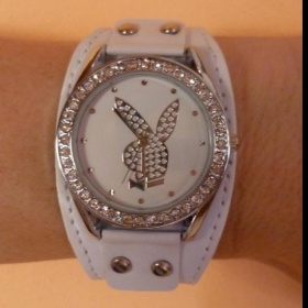 Dámské bílé kožené hodinky Playboy Design - foto č. 1