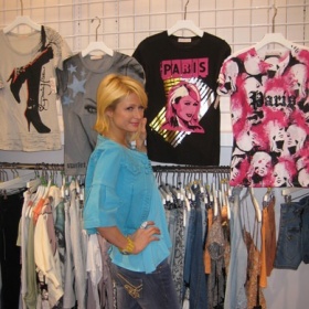 Oblečení z kolekce Paris Hilton - foto č. 1