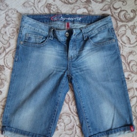 Tmavě modré delší kraťasy Esprit