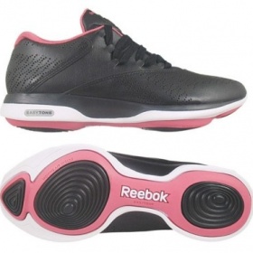 Jaký je rozdíl mezi Reebok EasyTone a Reebok SimplyTone?