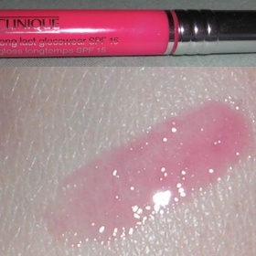 Lesk na rty Clearly pink od Clinique - foto č. 1