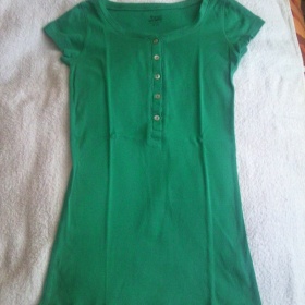 Zelené delší tričko  Gate