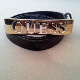 Černý kožený pásek Guess