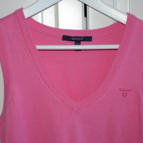 Růžová vesta Gant