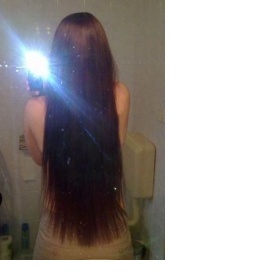 Střih vlasů zezadu - do rovna nebo do V?