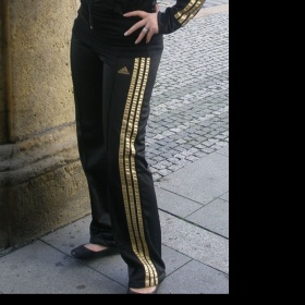 Tepláková souprava Adidas černo - zlatá
