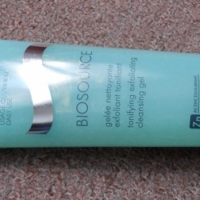 Peelingový čistící gel Biotherm 150ml - foto č. 1