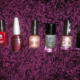 Mix laků na nehty - Rimmel, Maybelline, Essence, Basic