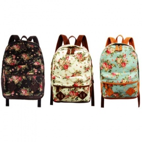 Květovaný vintage batoh