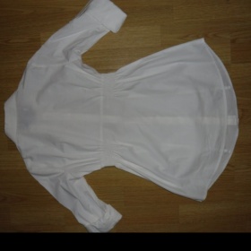 Bílá halenka/košile se žabičkováním v pase Clockhouse