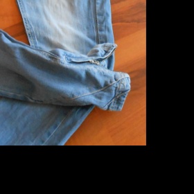 Světlé šisované slimky se zipy - foto č. 1