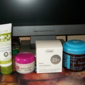 Sada pěčující kosmetiky na plet a ruce Ziaja, Balea, Dermacol