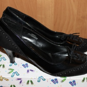 Černé lodičky F&F