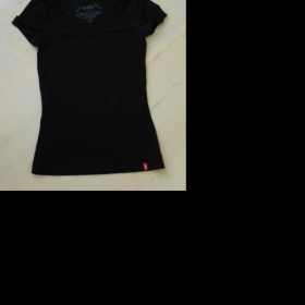 Černé tričko s krátkým rukávem Esprit - foto č. 1