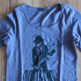 Fialové tričko KIK - foto č. 1