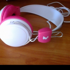 Růžové sluchátka Tally Weijl