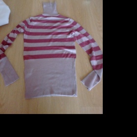 Růžový pruhovaný svetr Orsay