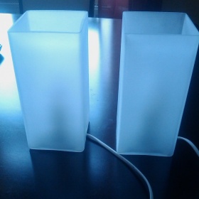 Bílé stolní lampičky Grönö/ Ikea