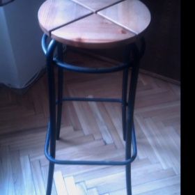 Barová stolička Ikea dřevo/kov - foto č. 1