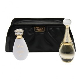 Nosíte do společnosti kabelky z dárkové kazety