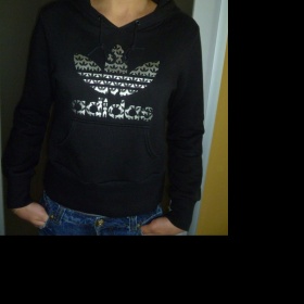 Černá mikina Adidas - foto č. 1